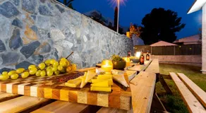 Villa « Oasis Salou : piscine, plage, barbecue » avec vue mer, Wi-Fi et climatisation - Image 4