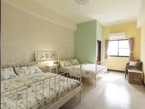 Chu House - Image 5