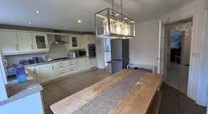 Spacious 4BD House with Character in Coventry - Image 3