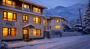 Rainbow Palace Pahalgam - Image 4