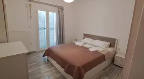 Lila Central Apartment 5 Min Walk to Port and Beach - Image 3