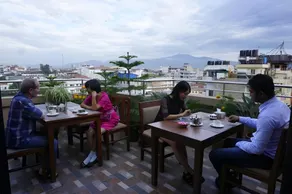 Hotel Everest Nepal - Image 3