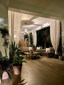 Stylish Apartments - FREE Bikes, Nice Area & Cozy Patio, 10 Minutes to Airport - Image 2