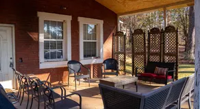 Charming 3 Bedroom Home with Spacious Living and Convenient to Shopping & Interstate - Image 3
