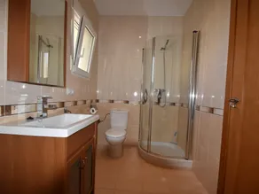 Villa with modern furnishings, a private swimming pool and a beautiful view - Image 4