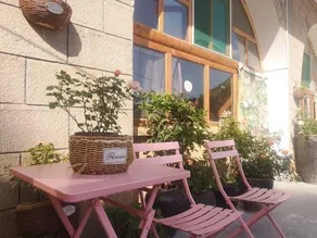 Fengmeizi Boutique Homestay - Image 5