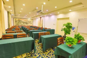 Homeinn Selected Hotel (Hengshui Railway Station Central Street) - Image 4