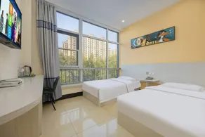 Maple Inn Express Hotel - Image 2