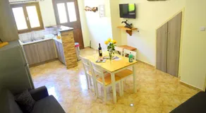 Dourios Ippos Apartments - Image 2
