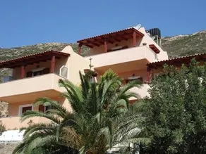 Maridatis Apartments - Image 3