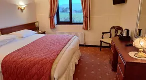 Corthna Lodge - Image 2