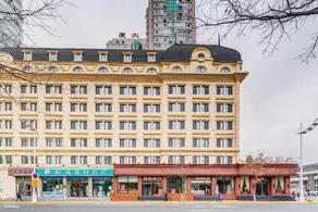 Duke Hotel (Central Avenue Branch) - Image 4