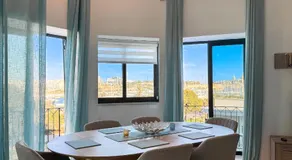 Spaciously Cosy 3BD Accomodation in Ta Xbiex - Yacht Marina & Valletta Views - Image 5