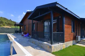 Summertime Bungalows - Image 5