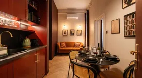 Maroon & Moss Residence - Image 5