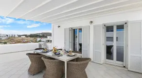 Panos Apartment Naousa - Image 4