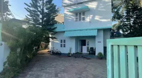 Sun n Tan Beach Home stay - Image 3
