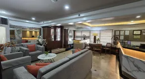 Ralph Anthony Suites Hotel - Image 2