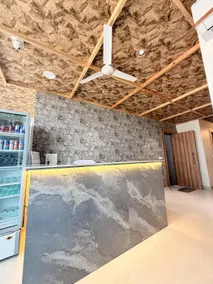 Oasis hotel - Image 2