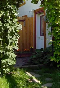 Charlie's Guesthouse - Image 5