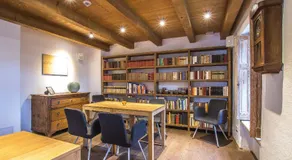 Almalomb Apartman - Image 3