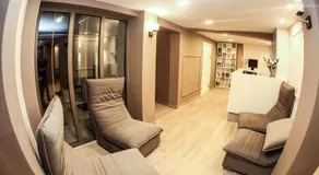 Hotel Romeo - Image 5