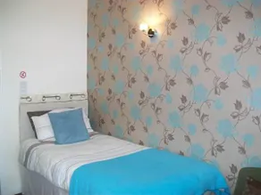 le 7 pompadour - Image 2