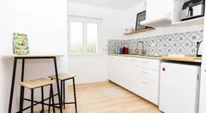 Grande maison avec 4 chambres, jardin, proche Forêt & centre Dole - Image 2