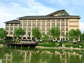 Guanfeng Holiday Hotel - Image 3