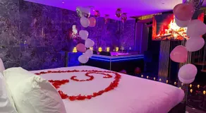 La Suite Genève Gaillard - Jacuzzi Privé & Séjour Luxe - Image 2
