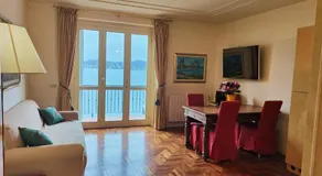 Scarlet Flower - Lago Maggiore - Image 2