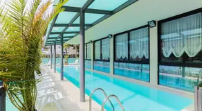 Hotel De Londres - Image 2