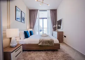 Luxury 2 Bedroom in the Nook 1 next to Metro Energy - Image 2