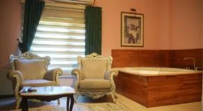 Treetops Park Hotel - Image 3