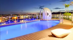 Light apartment in amazing central location - Image 2