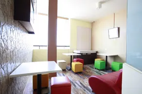 Jade Dragon's Suites - Image 4