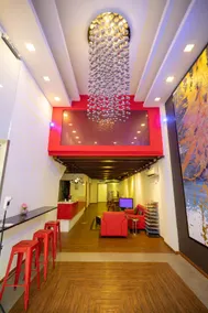Apollo Inn - Image 2