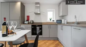 Lyter Living Oxford - 2 Bed House with Parking in Botley - Image 2