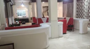 PANTHEON HALL HOTEL - Image 2
