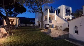 RESTIA Beachfront - Image 4