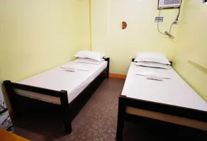 RedDoorz at D128 Lodge Cagayan Valley - Image 5