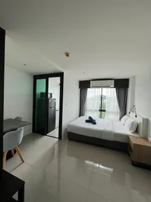 Propify Central Serviced Residence - Image 2