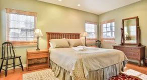 Sea Breeze! Walk to Beach!! In the Village! BBQ! Fast WiFi!! Dog Friendly! - Image 2