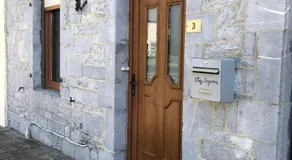 chez Suzanne - Image 4