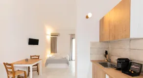 Muses Apartments - Image 3