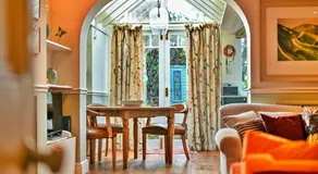 Finest Retreats - 123, High Street - Image 2