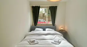 Basic Flat with Balcony in Zurich - Image 5