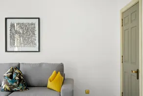 Stunning apartment right next to Harrods - Image 2