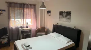Quarto próximo aeroporto - Image 3
