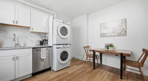 Dormont Pittsburgh 1B Stylish and Modern 1 Bedroom Apartment, Free Street Parking - Image 3